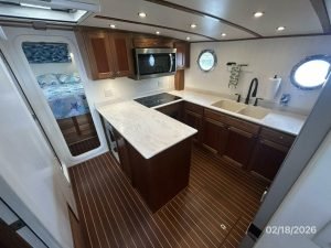interior, Great Harbour N37, trawler for sale