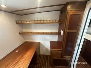 navigation station, Great Harbour N37, trawler for sale