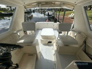 cockpit, Albin, trawler for sale