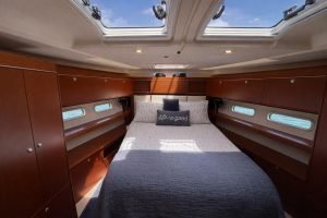 bed, Hanse 575, sailboat for sale