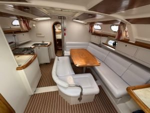 salon, Dufour 43 Gib'Sea, sailboat for sale