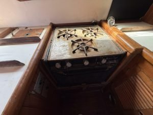 interior, Victory Tug 37, trawler for sale