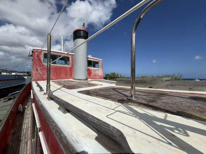 deck, Victory Tug 37, trawler for sale