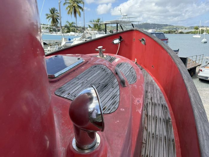 deck, Victory Tug 37, trawler for sale