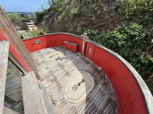 cockpit, Victory Tug 37, trawler for sale