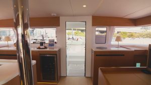 salon, Bali 5.2, catamaran for sale