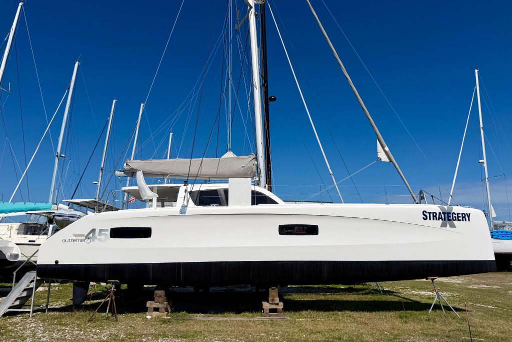Outremer 45, catamaran for sale