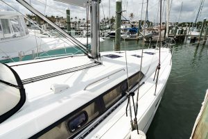 deck, Beneteau 41.1 Oceanis, sailboat for sale