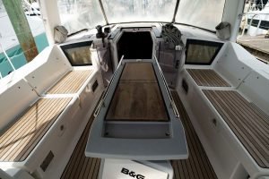 cockpit, Beneteau 41.1 Oceanis, sailboat for sale