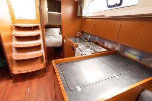 interior, Beneteau 41.1 Oceanis, sailboat for sale
