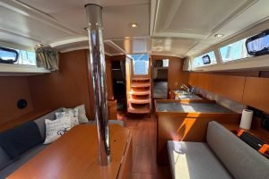 salon, Beneteau 41.1 Oceanis, sailboat for sale