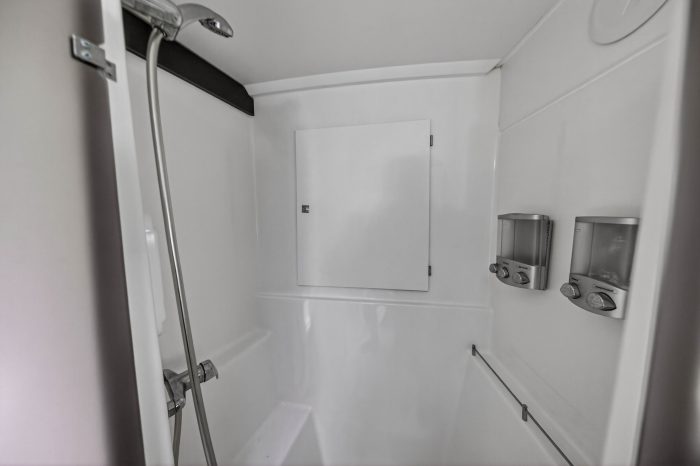 bath, FP 44 Helia, catamaran for sale
