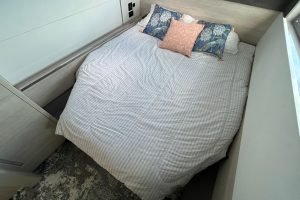 bed, Leopard 45, catamaran for sale