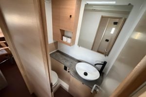 bath, C-Cat 48, catamaran for sale