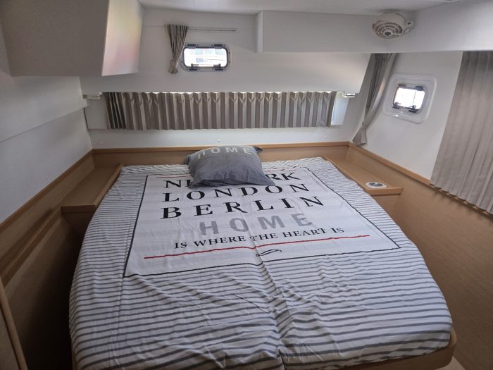 bed, Lagoon 42, catamaran for sale