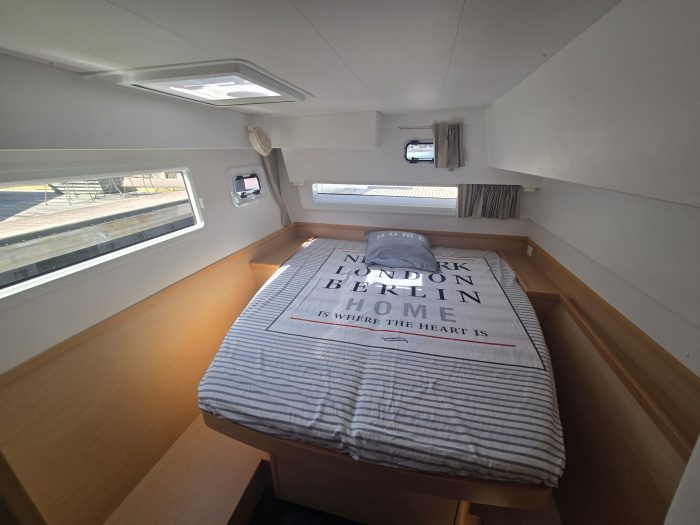 bed, Lagoon 42, catamaran for sale
