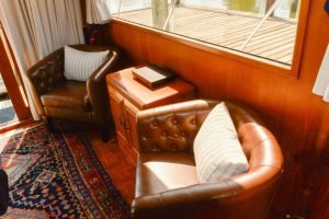 salon, Ocean Alexander 500, trawler for sale