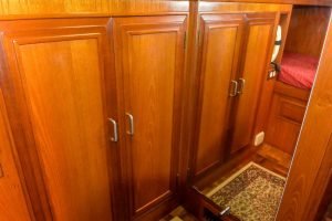 interior, Ocean Alexander 500, trawler for sale