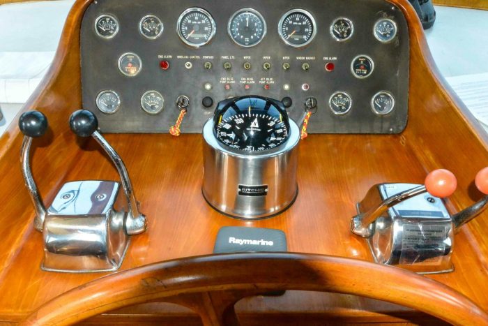 navigation station, Ocean Alexander 500, trawler for sale