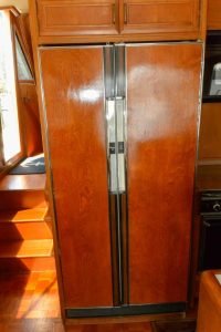 interior, Ocean Alexander 500, trawler for sale