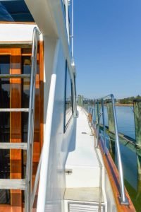 deck, Ocean Alexander 500, trawler for sale
