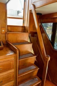 interior, Ocean Alexander 500, trawler for sale