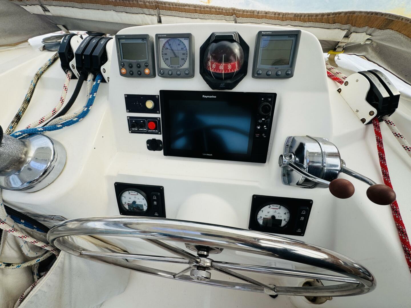 2011 Leopard 44