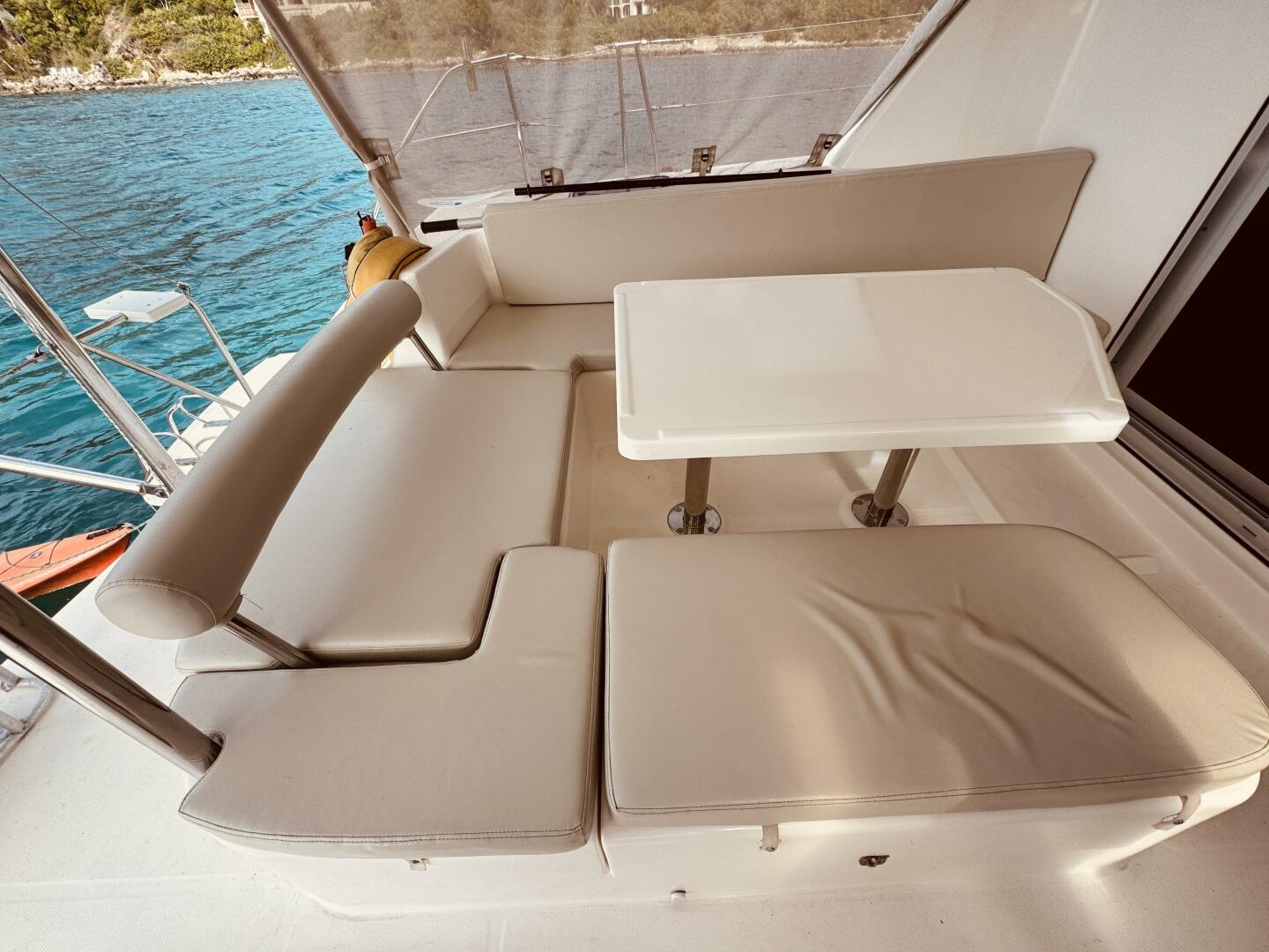 2011 Leopard 44