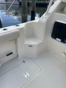 cockpit, Pursuit, trawler for sale