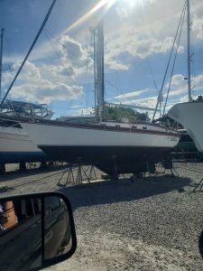 boatyard, Endeavour 37, sailboat for sale