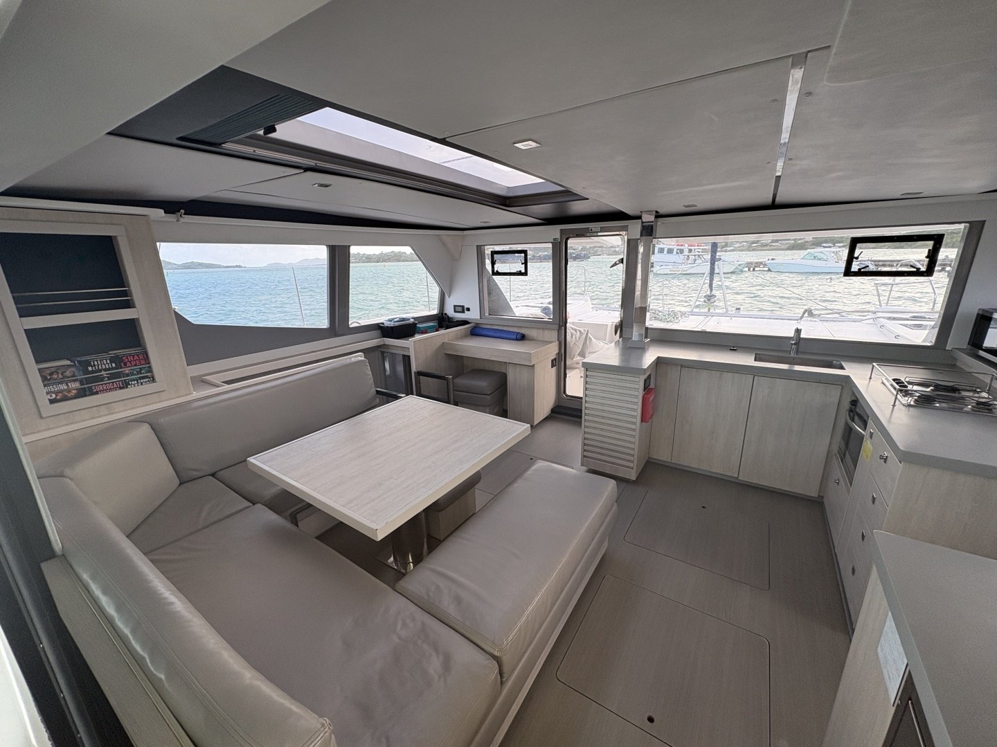 2019 Leopard 45