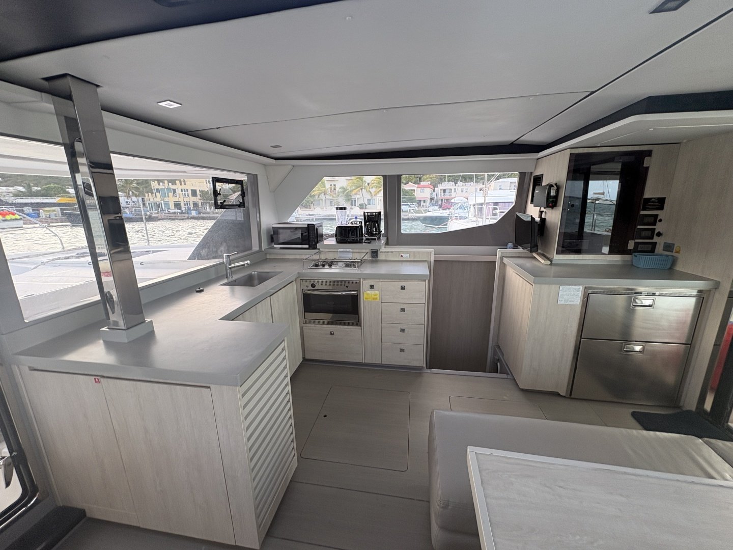 2019 Leopard 45