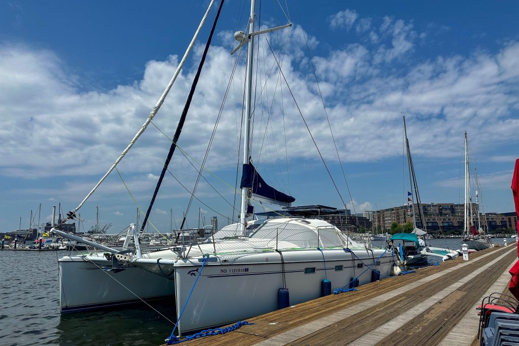 2001 Privilege 435 catamaran S/V Mystic underway