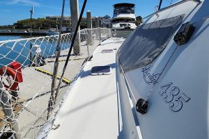 deck, Privilege 435, catamaran for sale