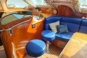 salon, Privilege 435, catamaran for sale
