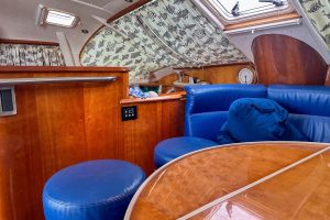 salon, Privilege 435, catamaran for sale