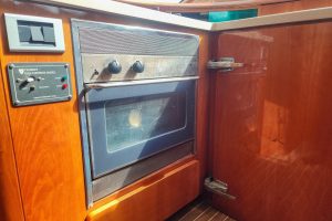 interior, Privilege 435, catamaran for sale