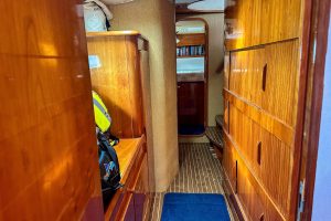 interior, Privilege 435, catamaran for sale