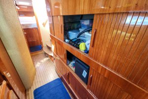 interior, Privilege 435, catamaran for sale