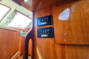 navigation station, Privilege 435, catamaran for sale