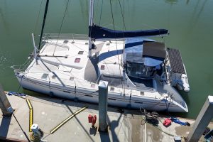exterior, Privilege 435, catamaran for sale