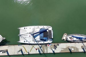 deck, Privilege 435, catamaran for sale