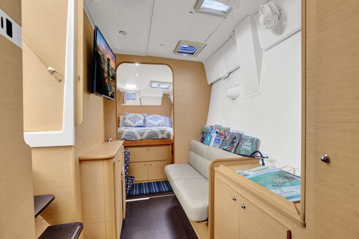 bed, Lagoon 420, catamaran for sale