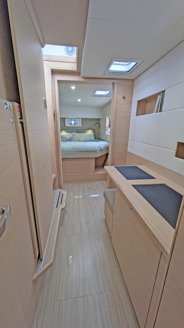 bed, Nautitech 40 Open, catamaran for sale
