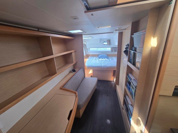 2018 Lagoon 42