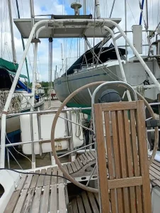 helm, Ovni 37 Sonate, sailboat for sale
