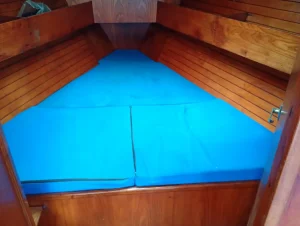 bed, Ovni 37 Sonate, sailboat for sale