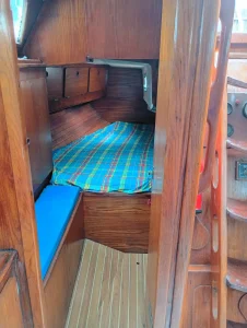 bed, Ovni 37 Sonate, sailboat for sale
