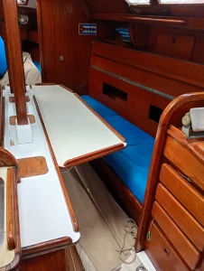 salon, Ovni 37 Sonate, sailboat for sale