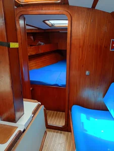 bed, Ovni 37 Sonate, sailboat for sale